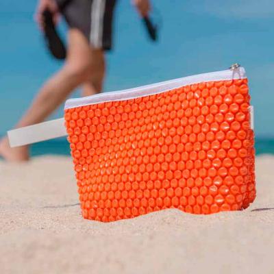 Necessaire de plastico bolha para praia laranja