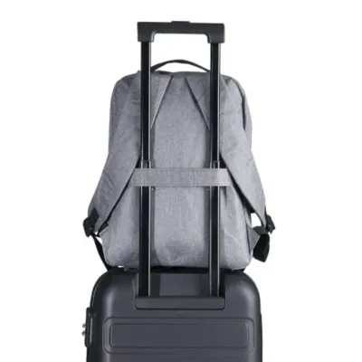 Mochila de nylon para notebook USB 21L - mala